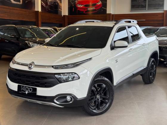 FIAT TORO 2.0 16V TURBO DIESEL FREEDOM 4WD AT9 FIAT TORO 2.0 16V TURBO DIESEL FREEDOM 4WD AT9
